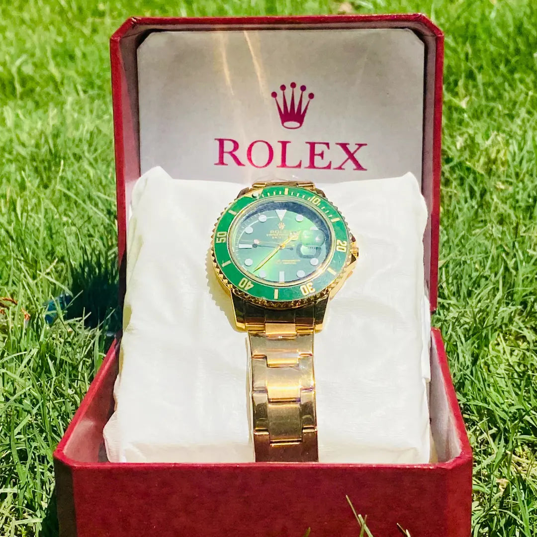 Buy RLX  Submariner Gold with Green Dial in Pakistan