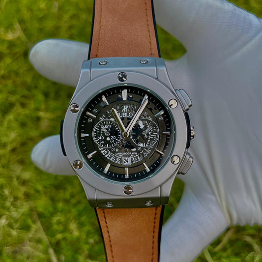 Modern Caramel Brown Leather Watch with Calendar